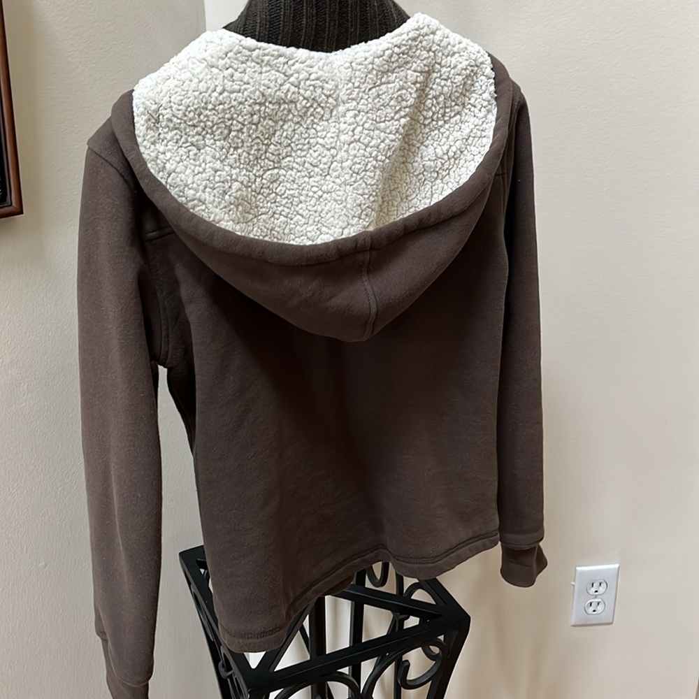 Carve Design hooded jacket. Fall weight. - Picture 2 of 5